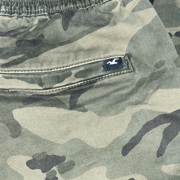 Hollister Skinny Jogger
Women's Small S Green Camo
Print Drawstring Pants - Picture 4 of 10